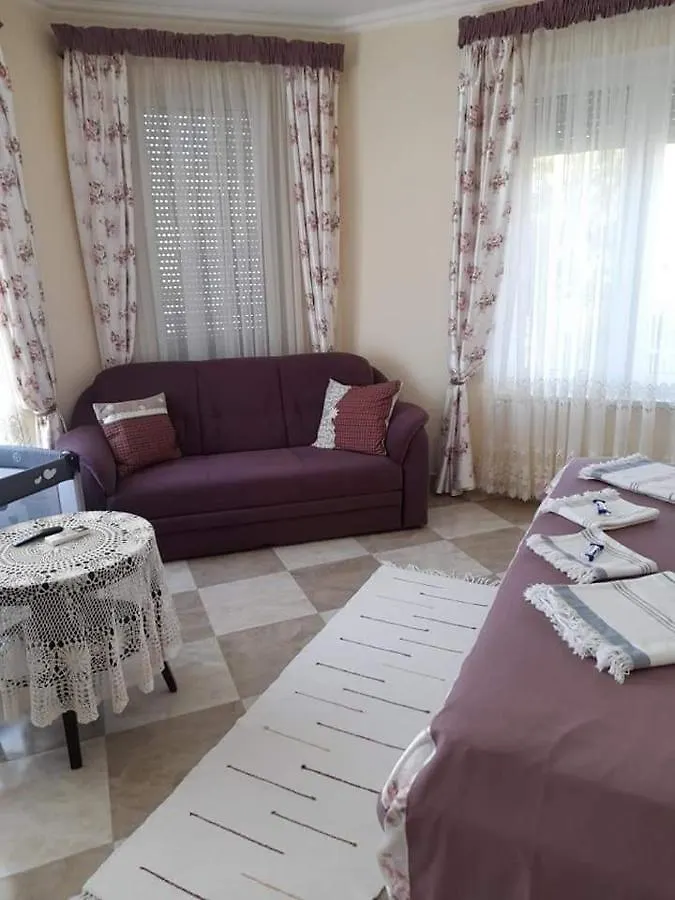 Apartmán Aranyoshaz-Vendeghaz Budapešť 0*,  Maďarsko