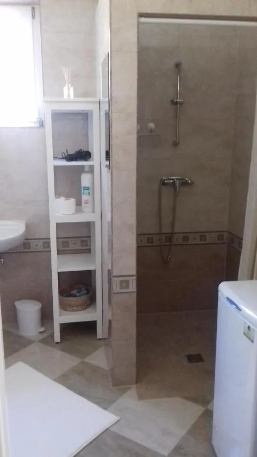 Aranyoshaz-Vendeghaz Apartment Budapest